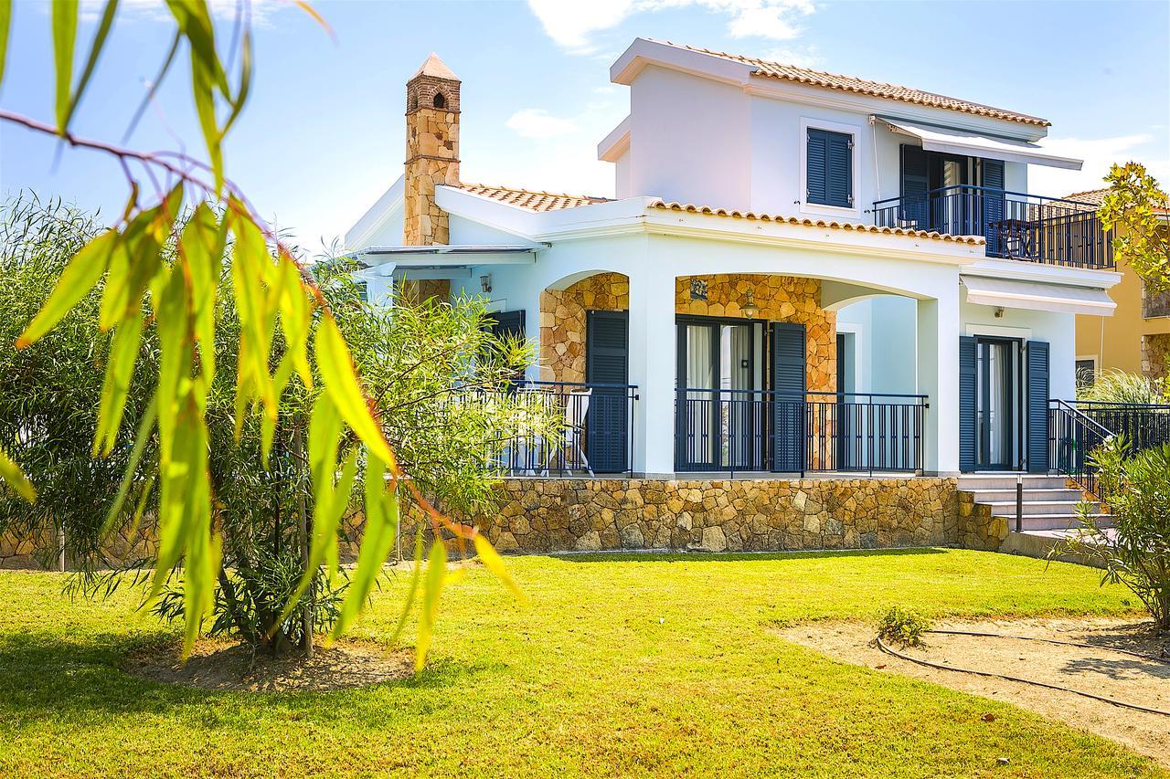 Seirios Luxury Villa Svoronata Exterior foto